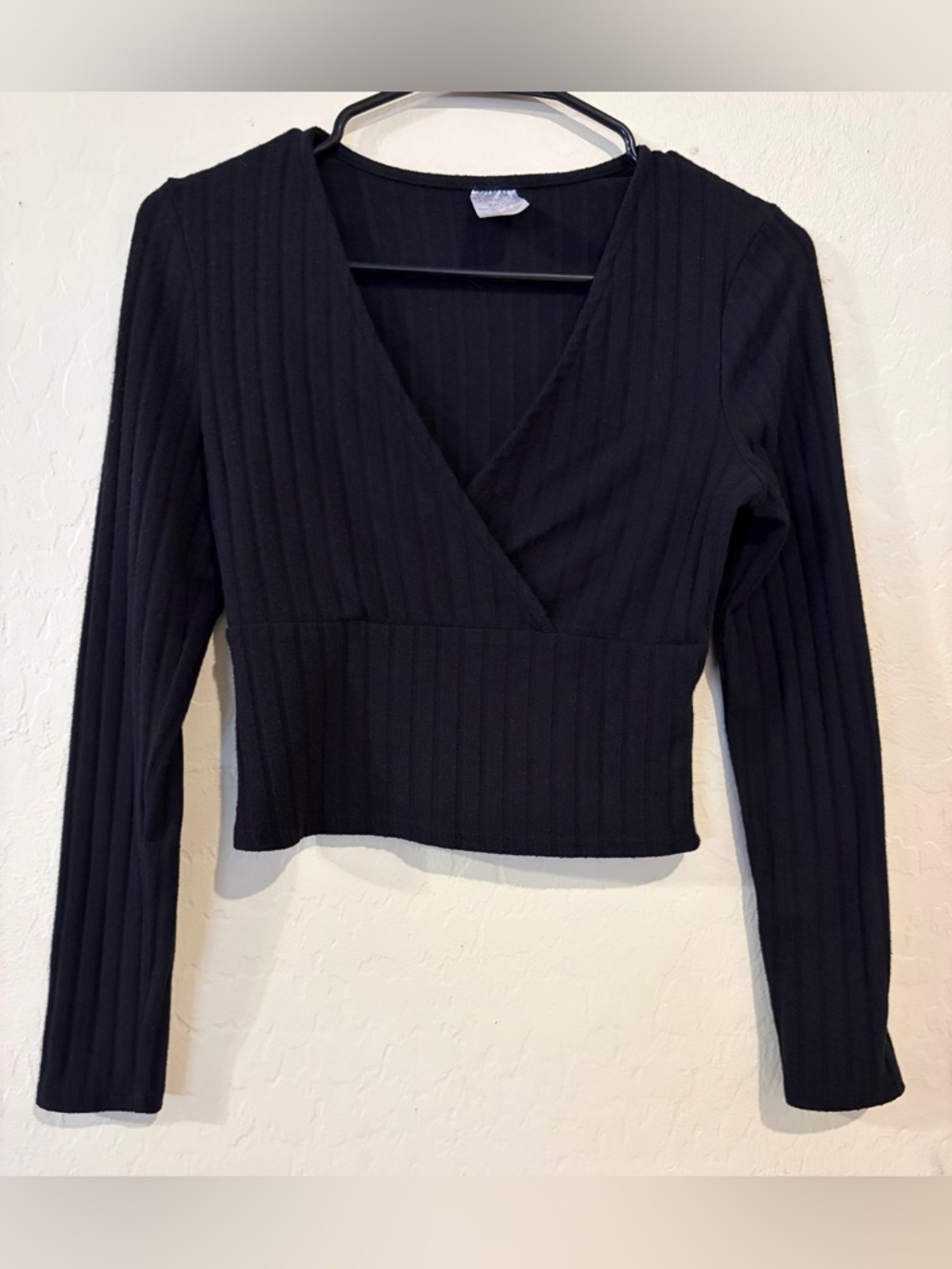 No Boundaries Black Ribbed Wrap Crop Long Sleeve Basic Top- Size Small